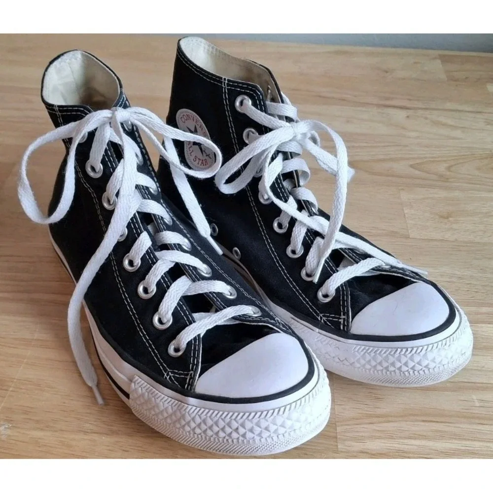 Converse Chuck Taylor All Star Hi Top Black Canvas Sneakers M9160 Men 7 Womens 9